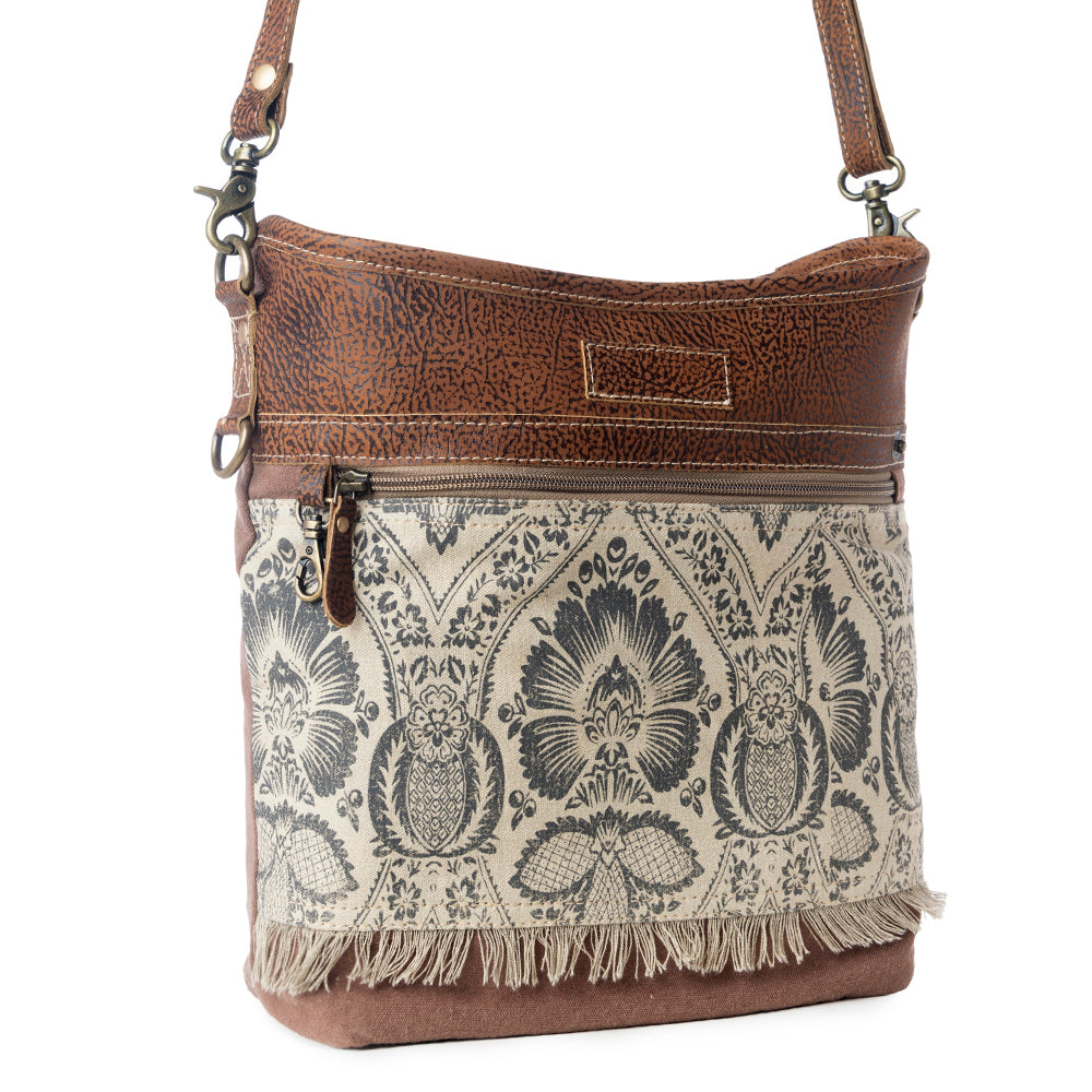 BRANDISH SHOULDER BAG