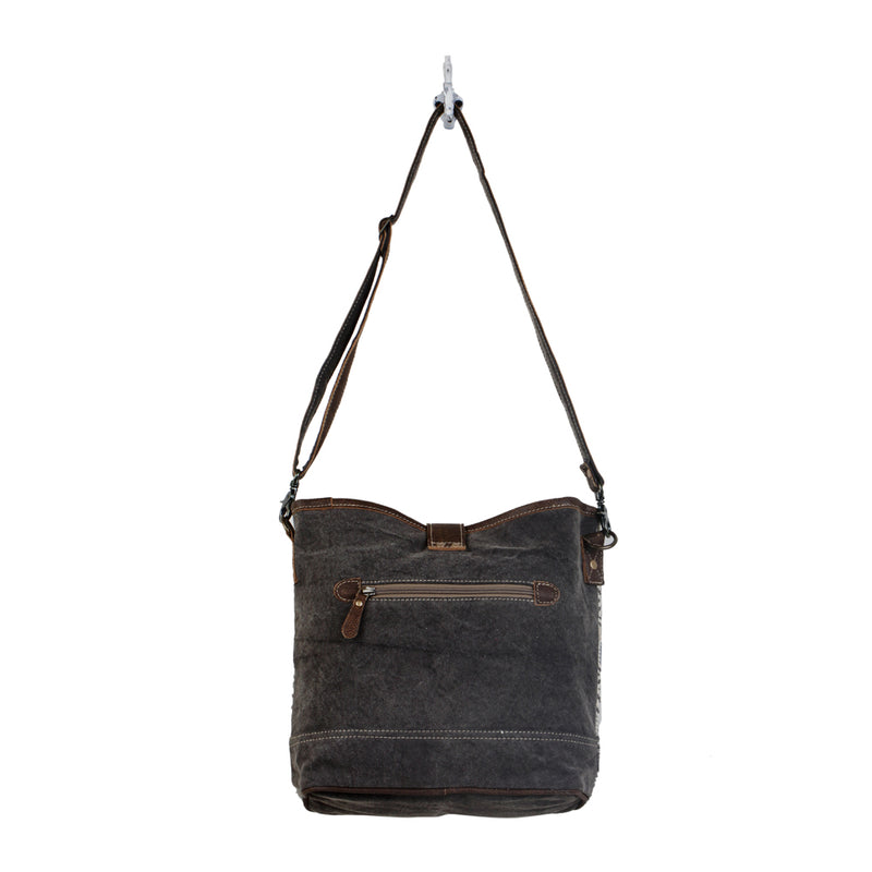 IDENTITY SHOULDER BAG