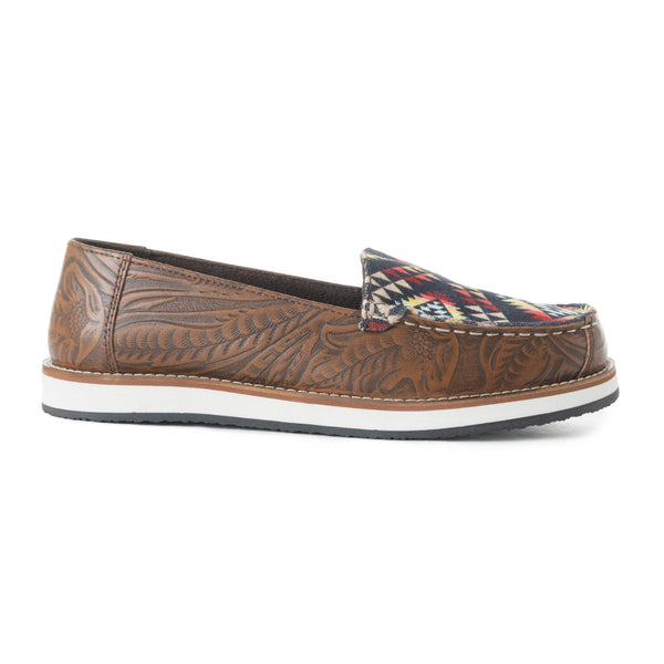 Embossed Footing Sneakers - MyraUSA