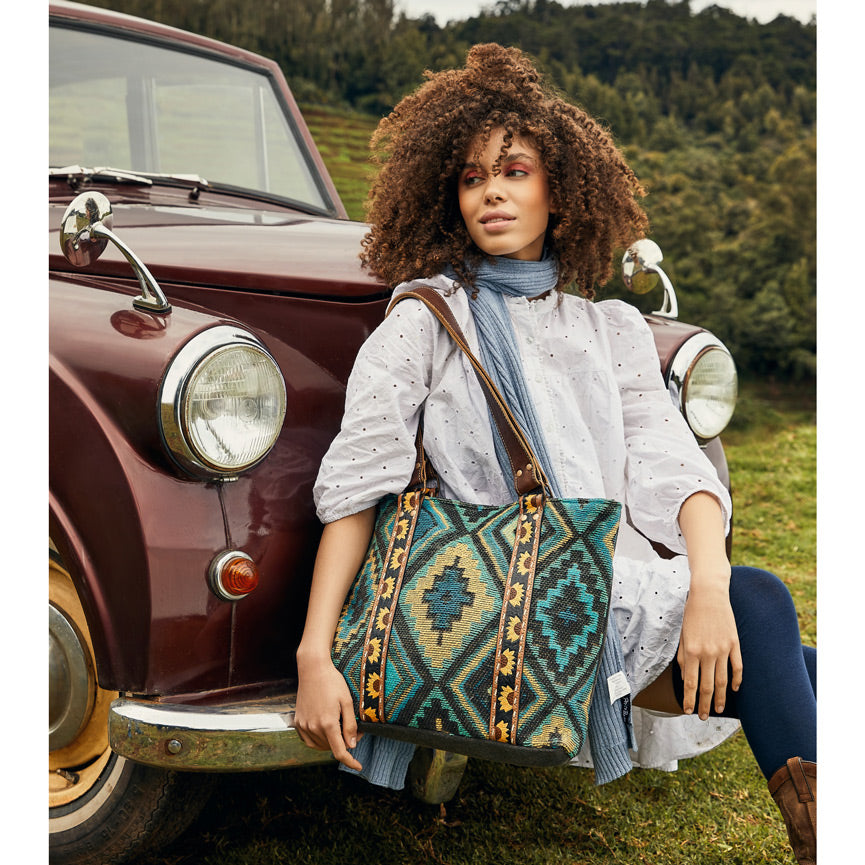 Bibliophile Tote Bag - MyraUSA