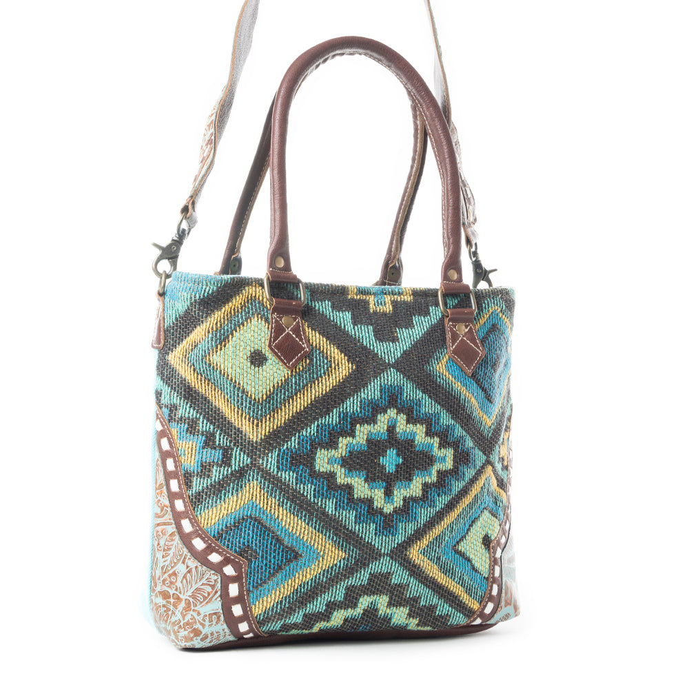 Curation Tote Bag - MyraUSA