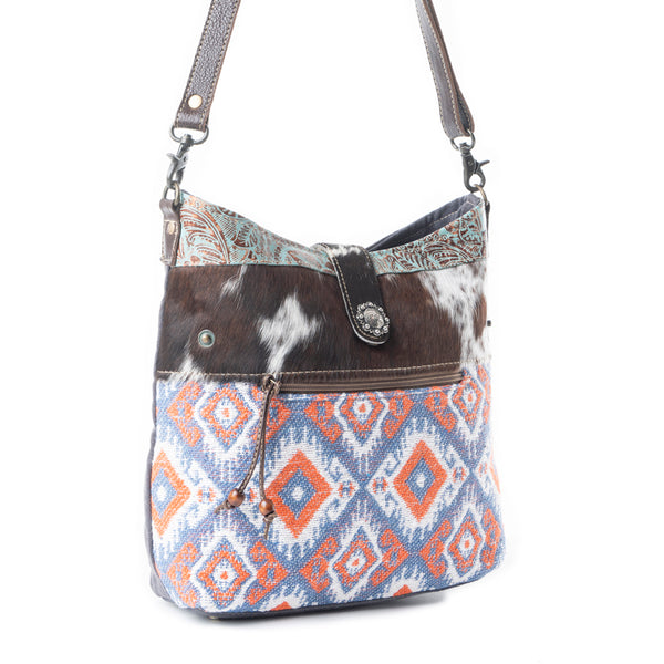 Snoozed Shoulder Bag - MyraUSA