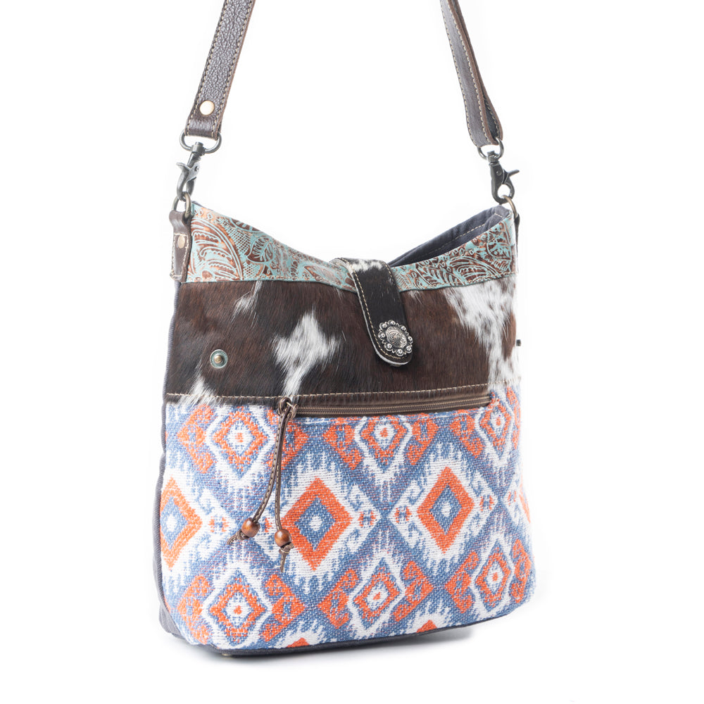 Snoozed Shoulder Bag - MyraUSA