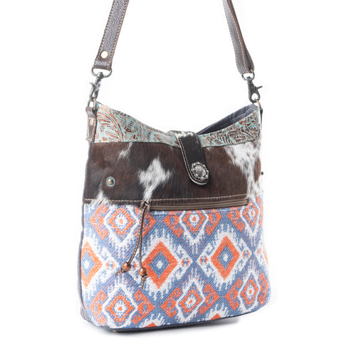 Snoozed Shoulder Bag - MyraUSA