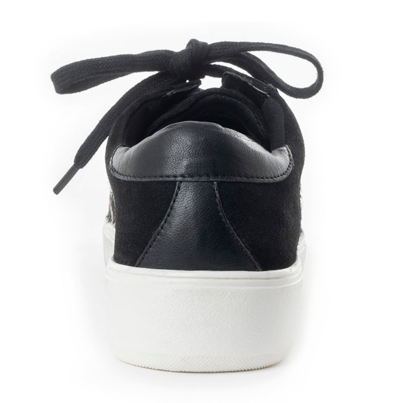 Giggle Sneakers