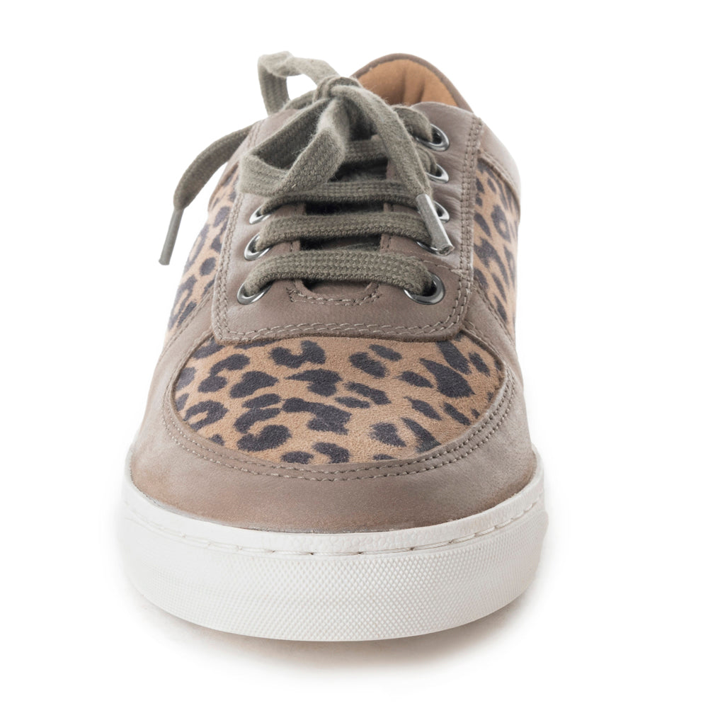 Subtle Sneakers - MyraUSA