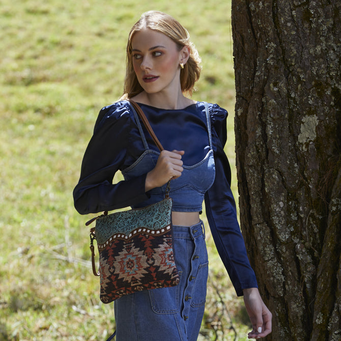 Harlow Small & Crossbody Bag - MyraUSA