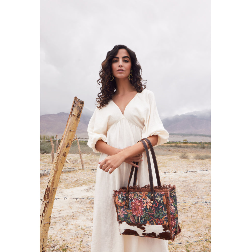 Trozen Small & Crossbody Bag - MyraUSA
