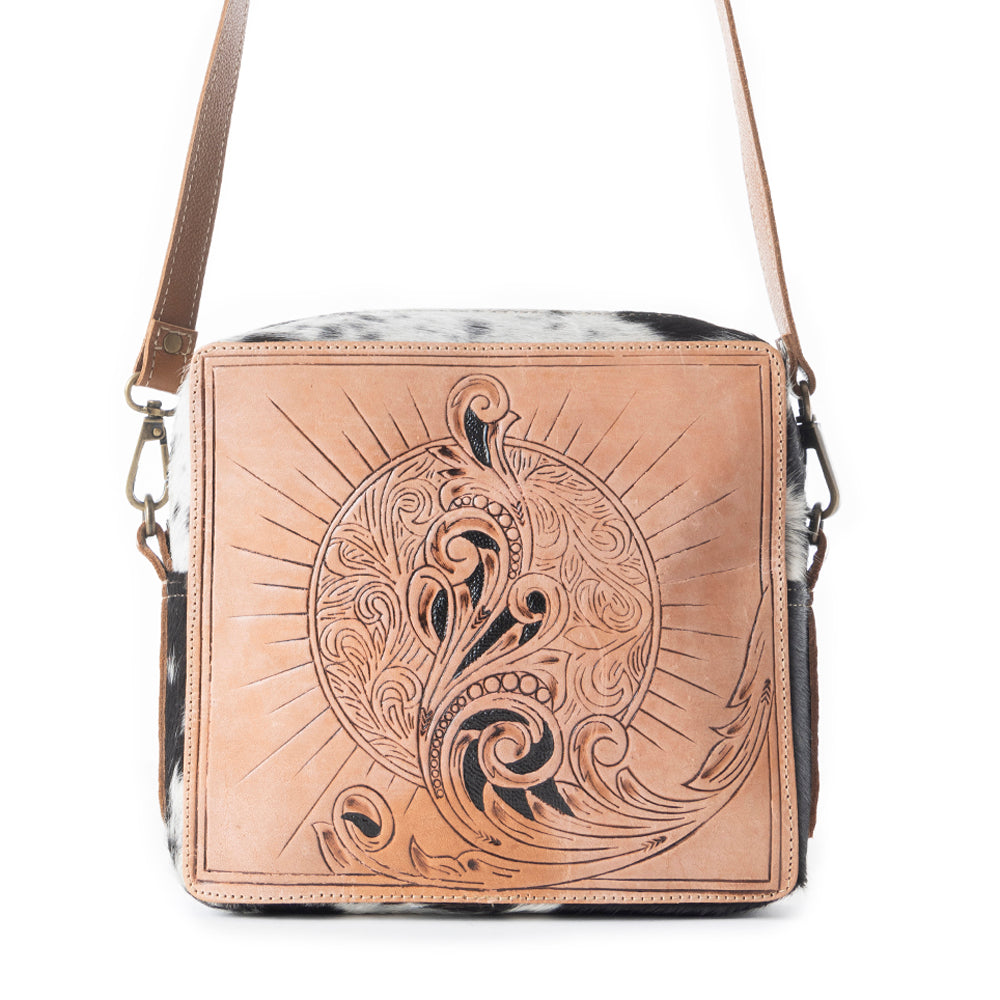 SKYLAR HAND-TOOLED BAG - MyraUSA