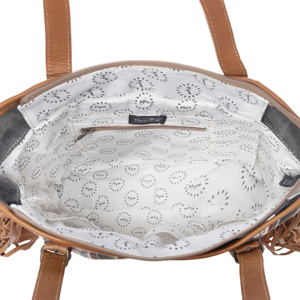 Mojave Paisley Fringed Tote Bag - Myra USA