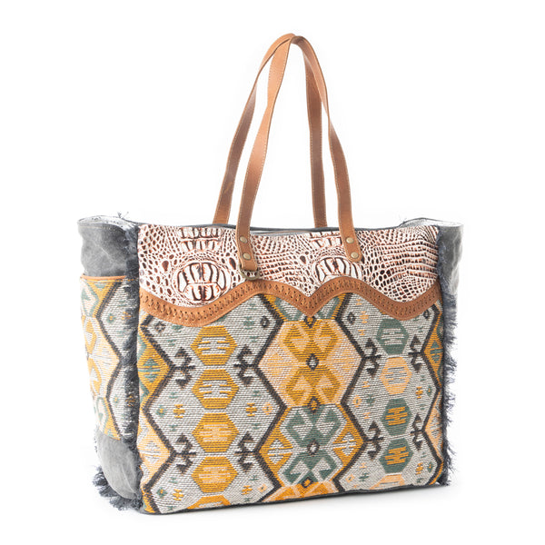 Seneca Falls Weekender Bag