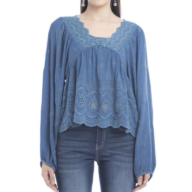 Julia Lace Accent Free Flow Top