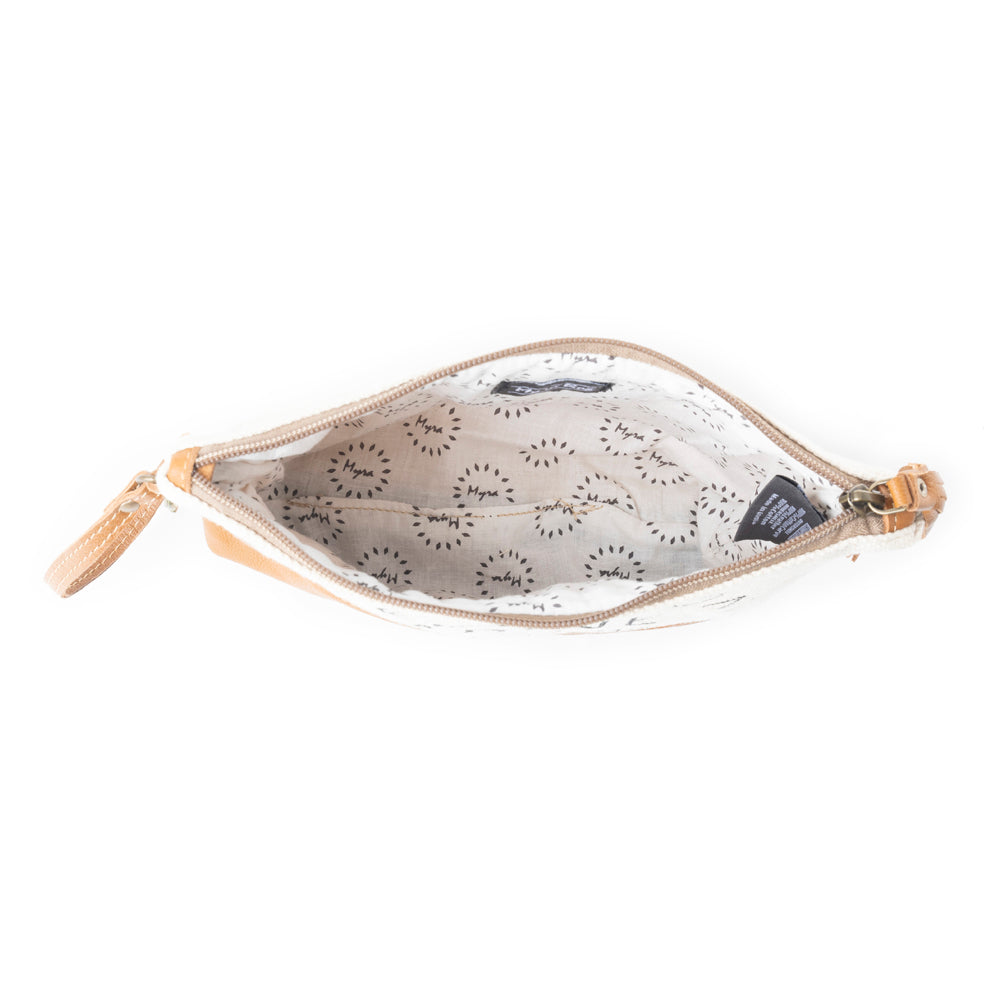 Farine Canvas Pouch - Myra USA