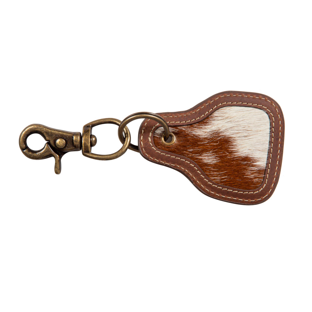 Pony Brook Key Fob In Brown & White - Myra USA