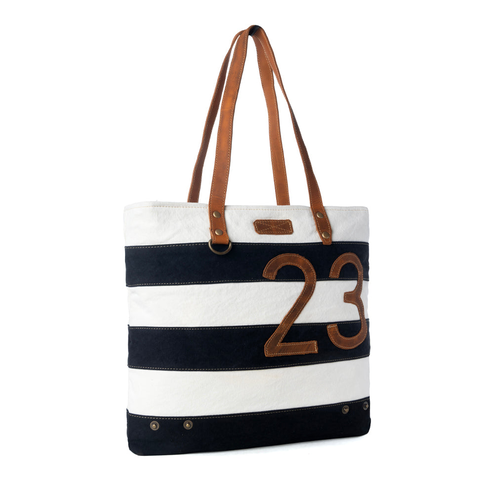 23 Skidoo Tote Bag - Myra USA