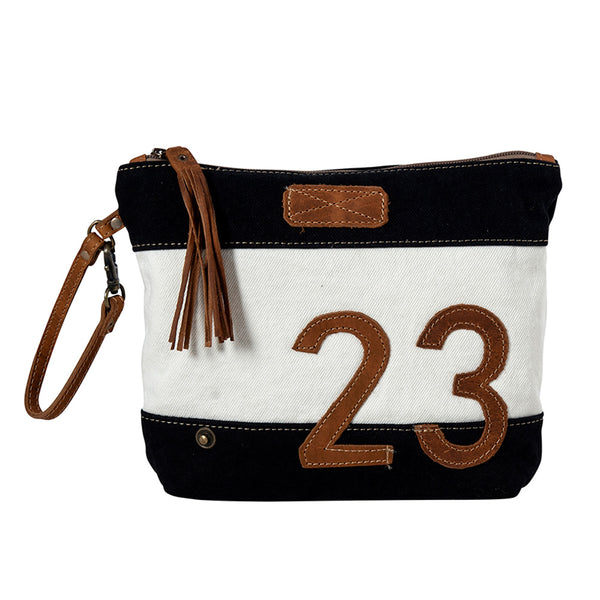23 Skidoo Pouch