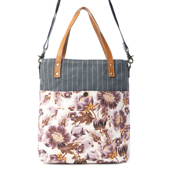 Peonieâ€™s Pleasure Tote Bag - Myra USA