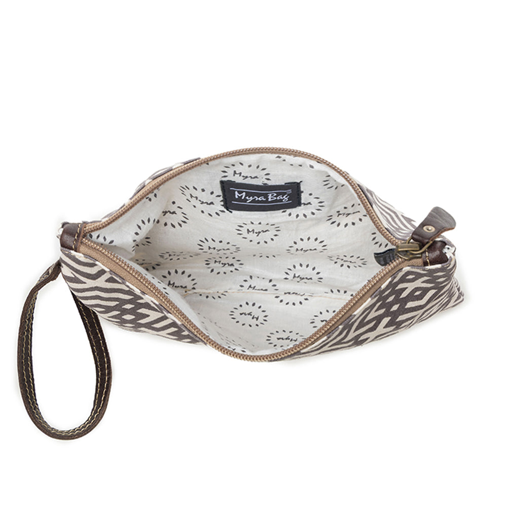 Terrence Geometric Pouch - Myra USA