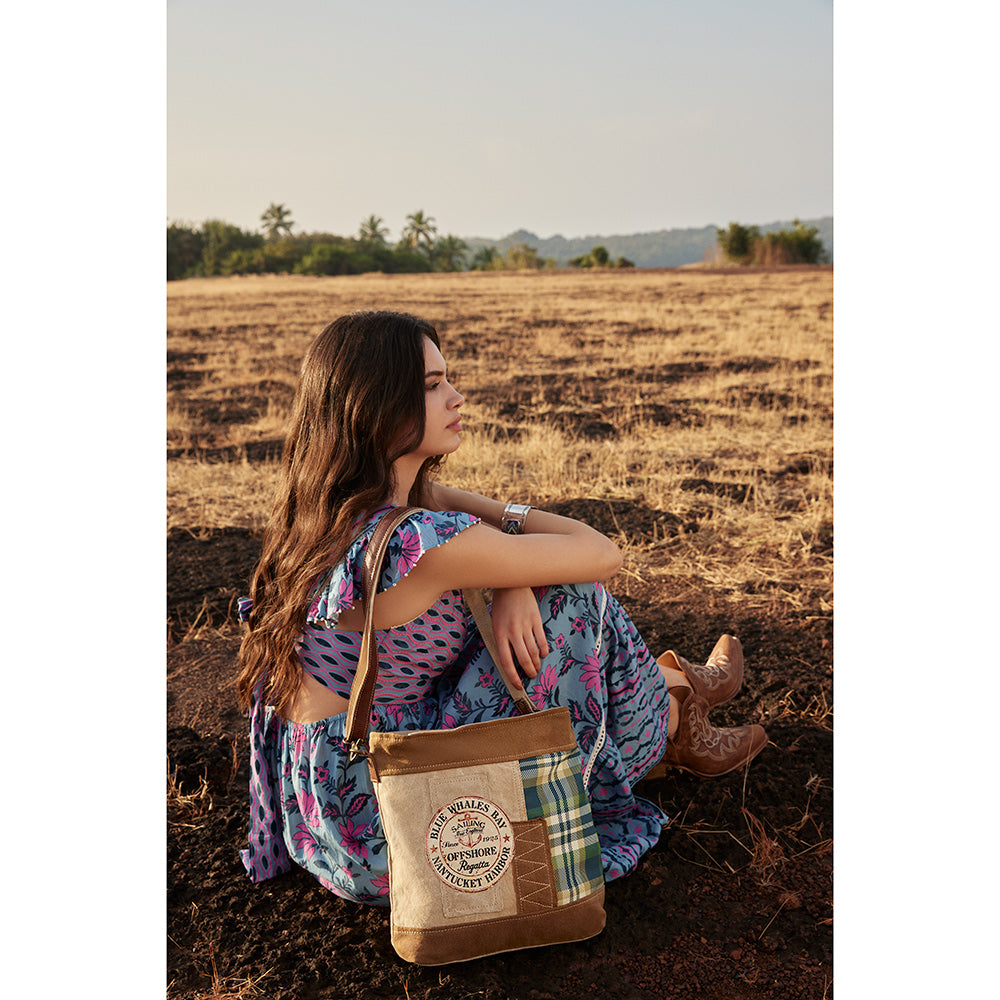 Blue Whales Bay Shoulder Bag - Myra USA