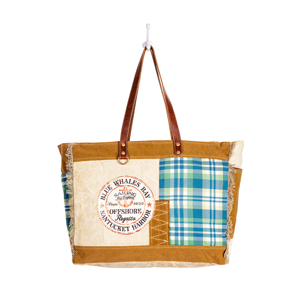 Blue Whales Bay Weekender Bag - Myra USA