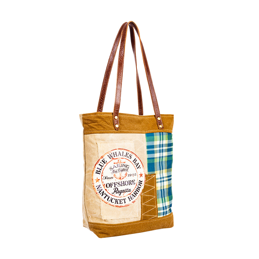 Blue Whales Bay Tote Bag - Myra USA