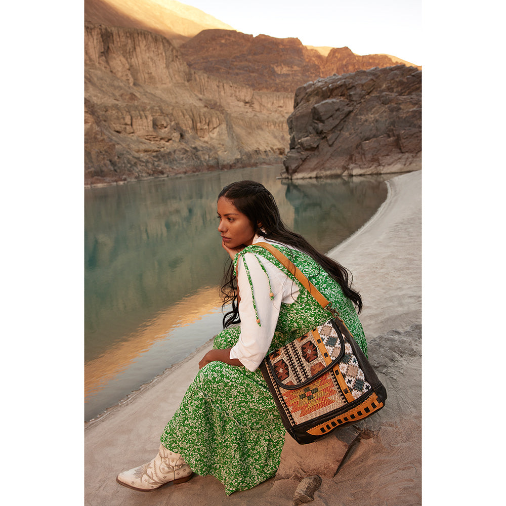 Zonta Mesa Shoulder Bag - Myra USA