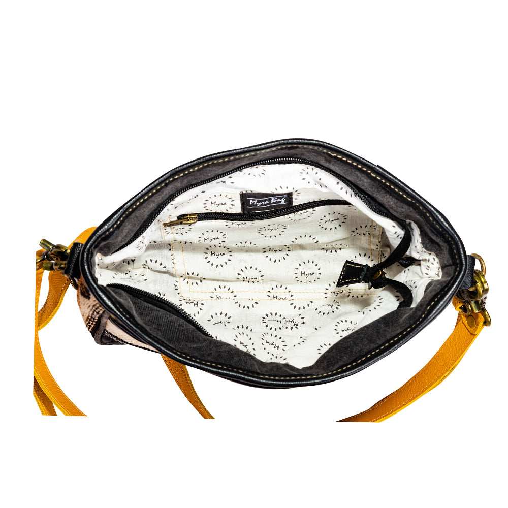 Zonta Mesa Small & Crossbody Bag - Myra USA