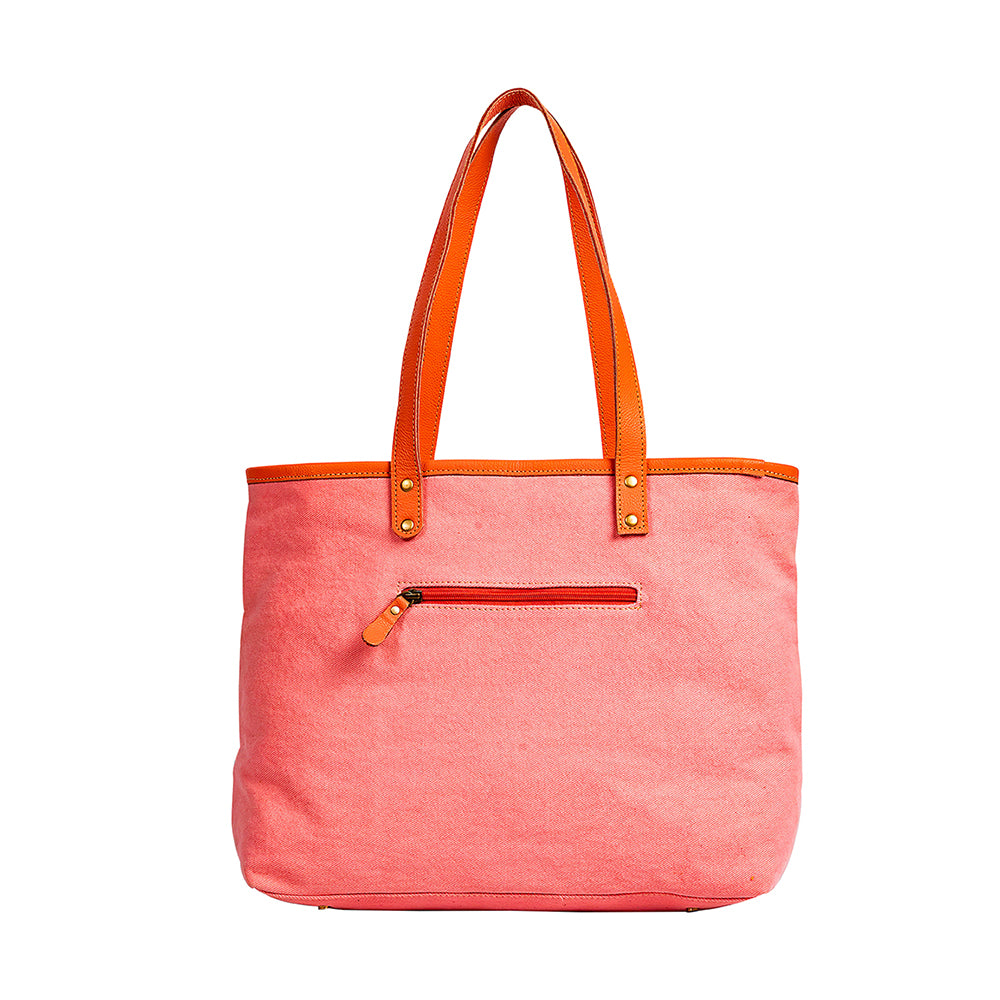 Tonga Ridge Tote Bag In Orange - Myra USA