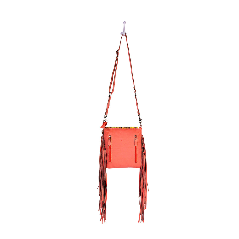 Tellard Falls Concealed-Carry Bag In Salmon - Myra USA
