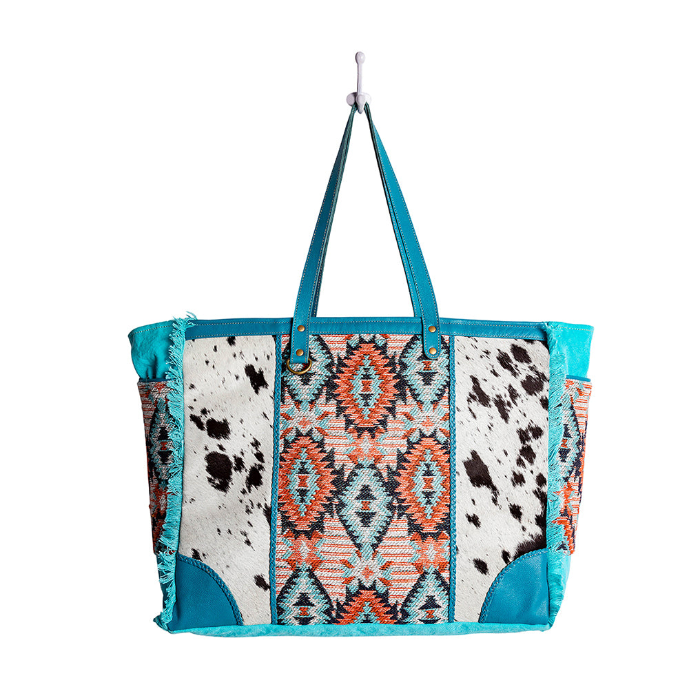 Tonga Ridge Weekender Bag In Blue - Myra USA
