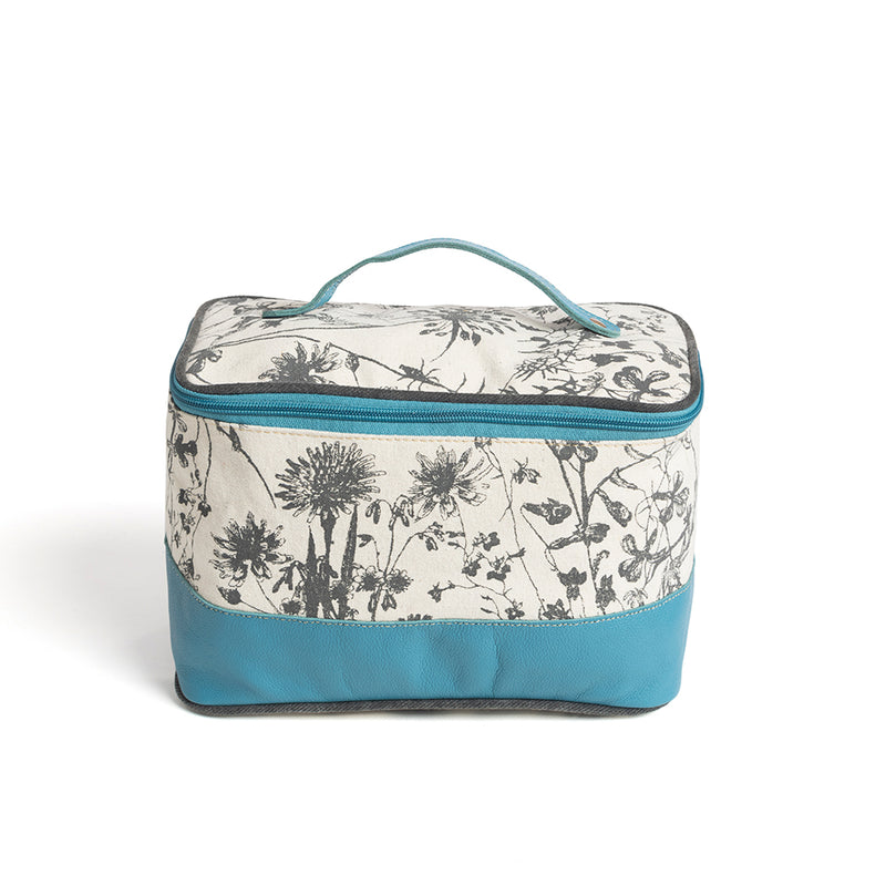 Mesa Fields Toiletries Bag