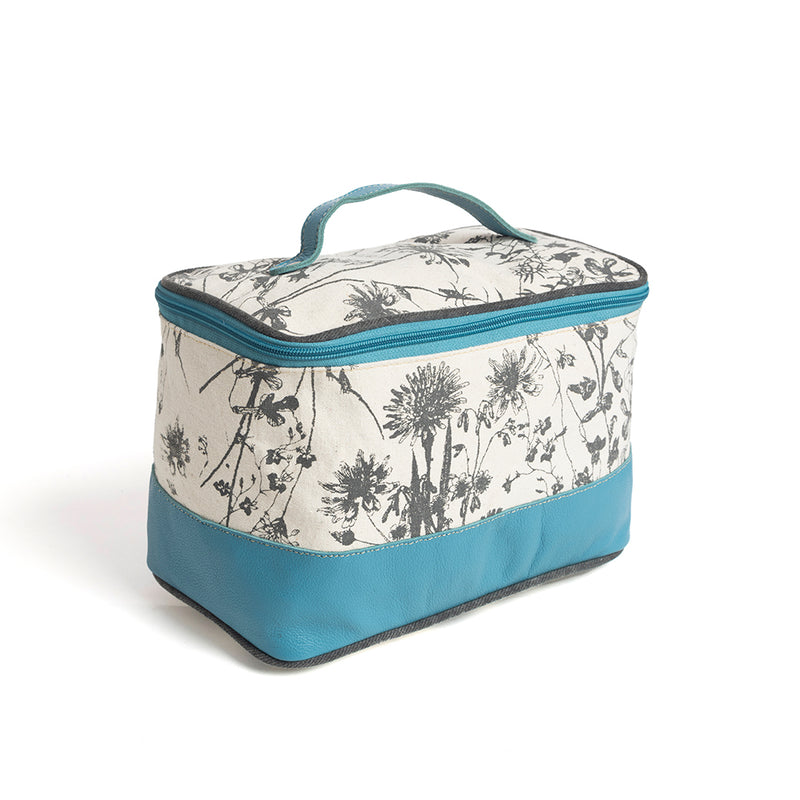 Mesa Fields Toiletries Bag