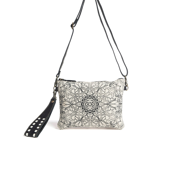 Isla Belt Bag