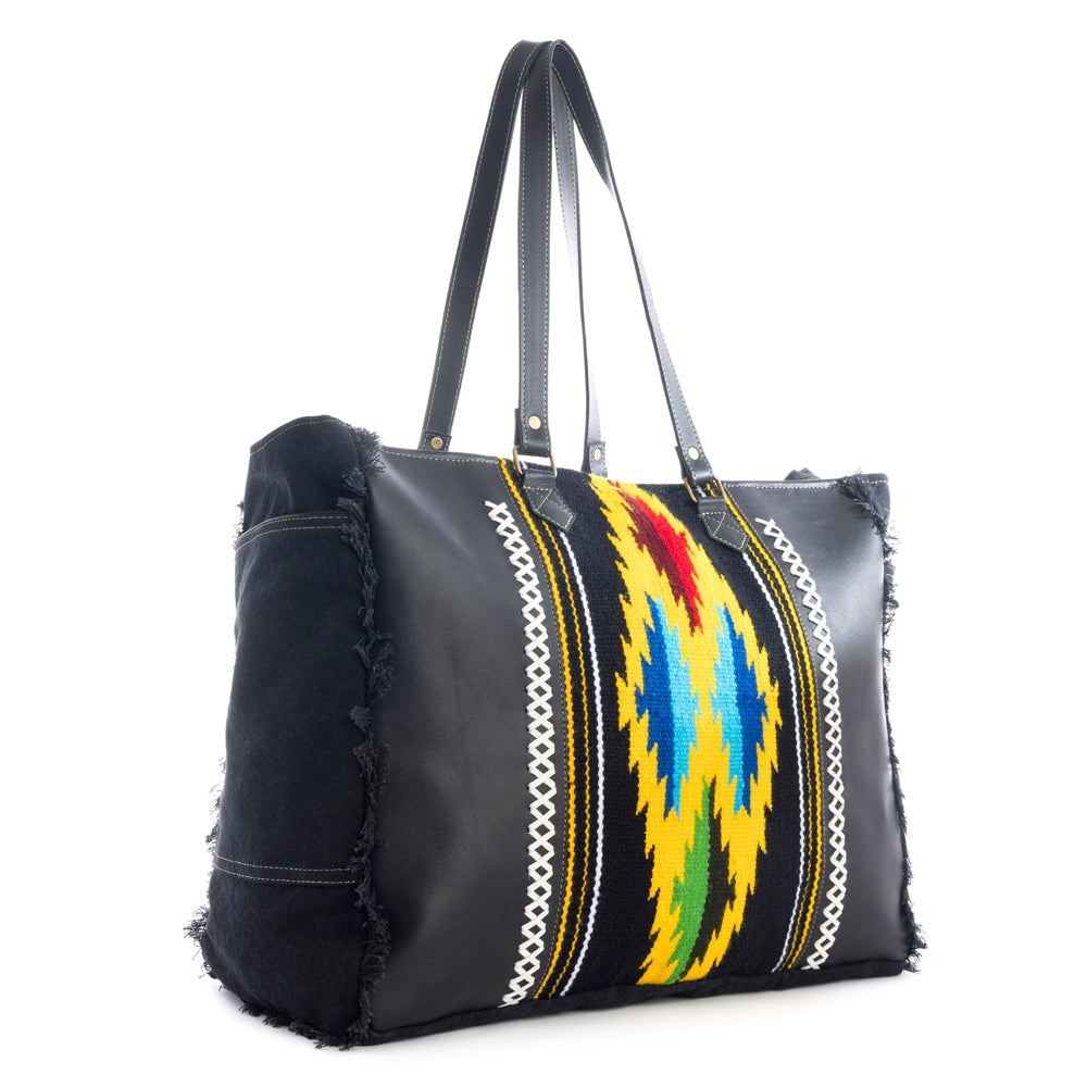 Wagon Trails Weekender Bag in Coal - Myra USA