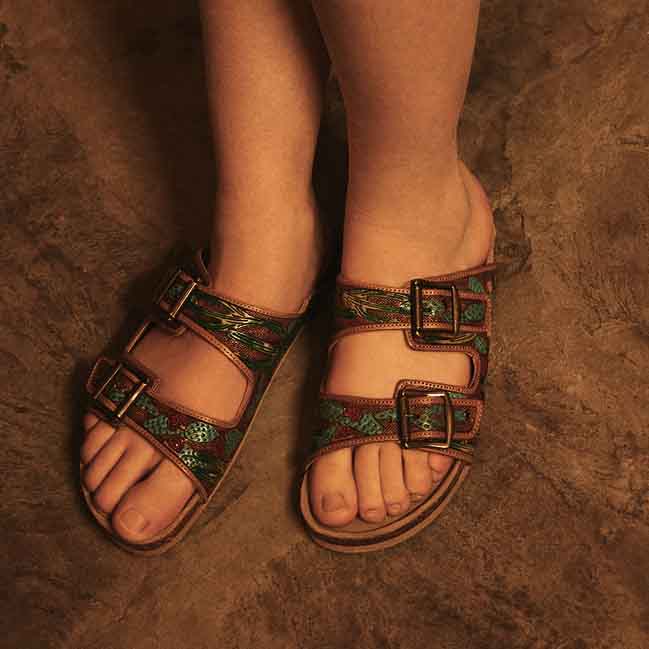 Sandals & Slippers