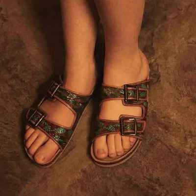 Sandals & Slippers