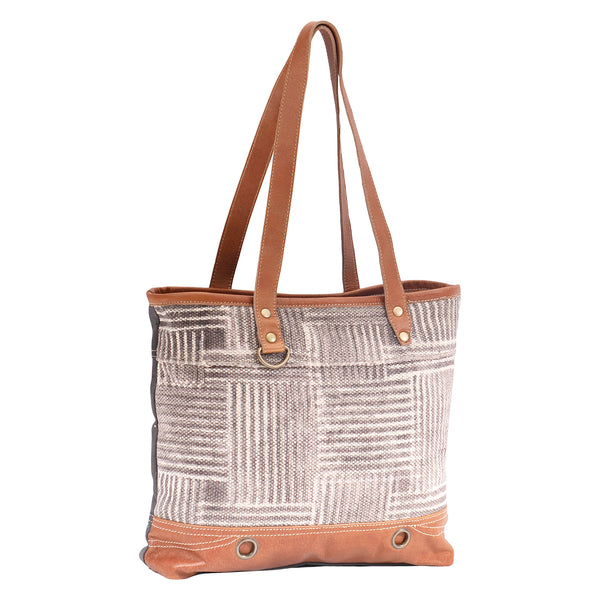 THE IRREGULAR TOTE BAG - MyraUSA
