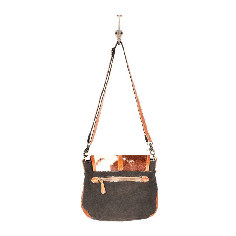 Flappy Thingy Shoulder Bag - MyraUSA