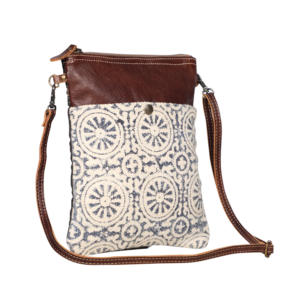 Ruggy Small & Crossbody Bag - MyraUSA