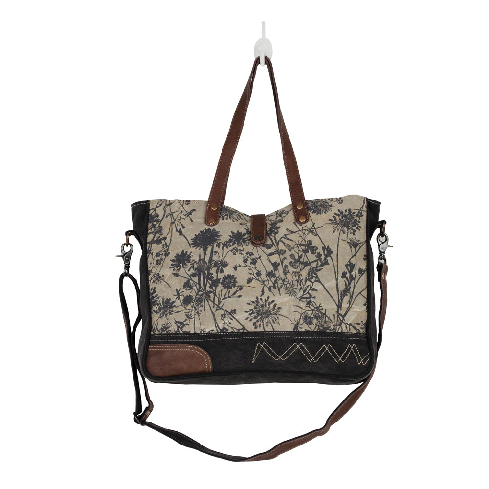 THE MYSTIQUE MESSENGER BAG - MyraUSA