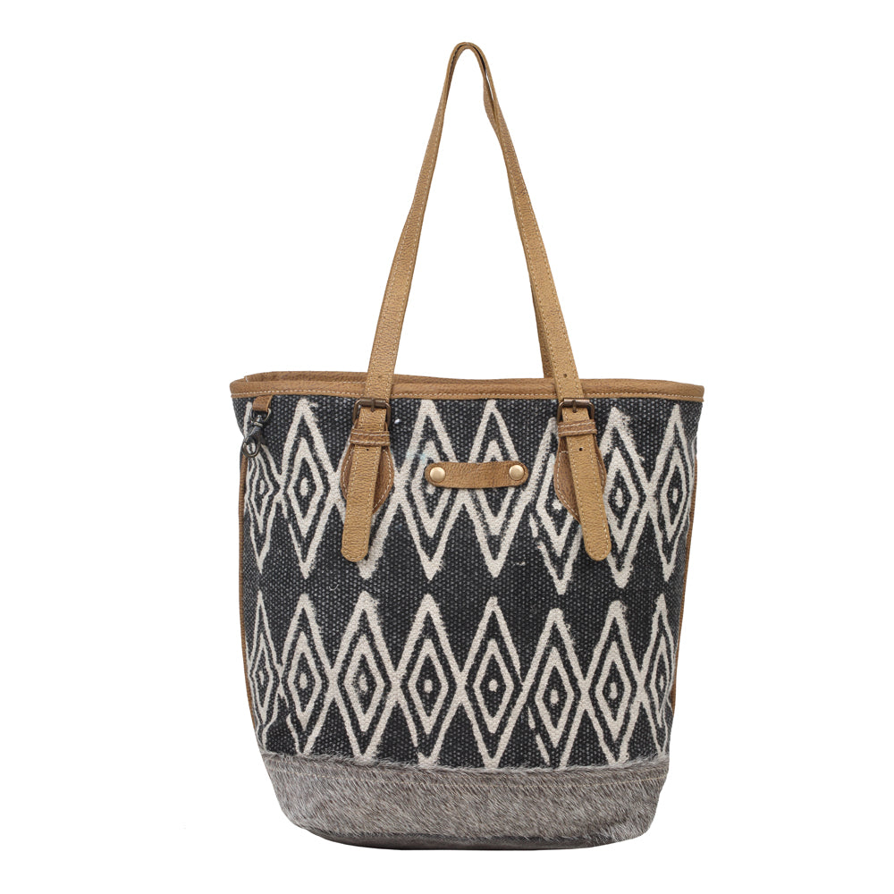 ROLE MODEL TOTE BAG - MyraUSA