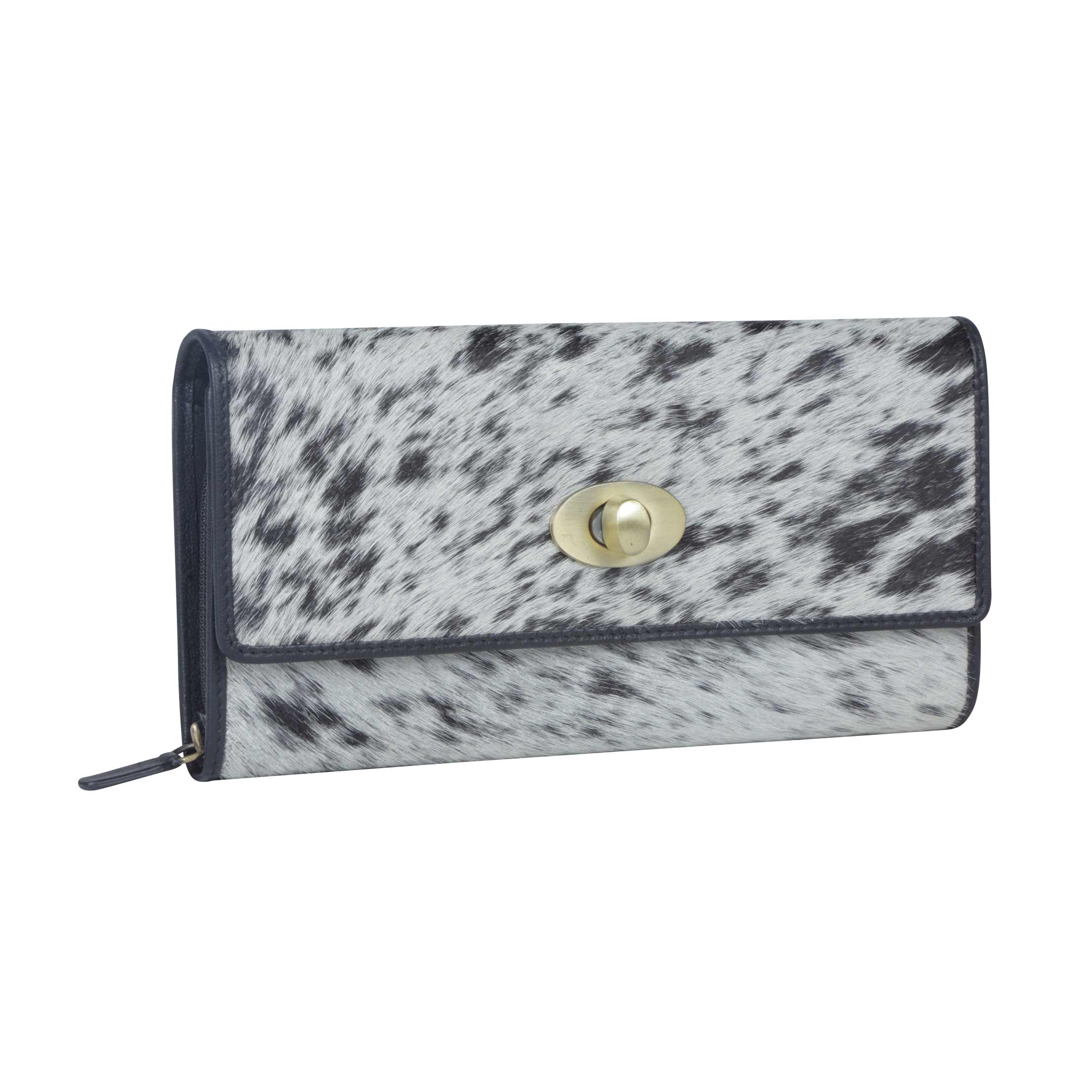 Plushy Black And White Clutch Wallet - MyraUSA