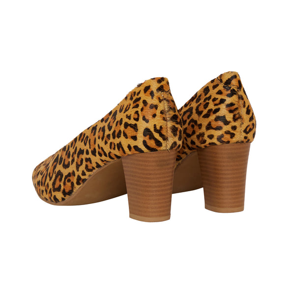 Western heels for women with animal print made with hairon leather