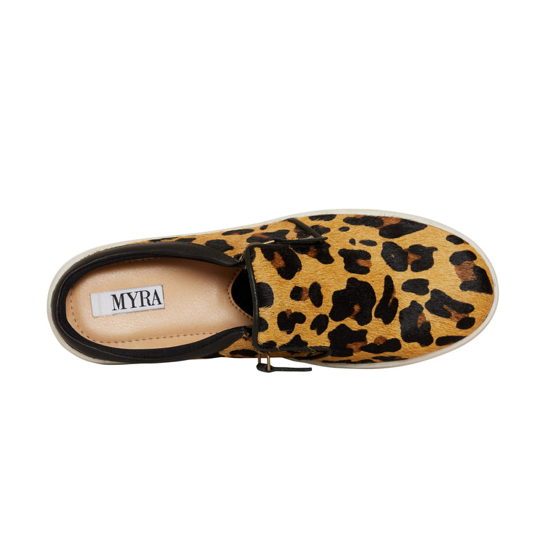 Western sneakers with a leopard print design with a white sole that contrasts the upper part