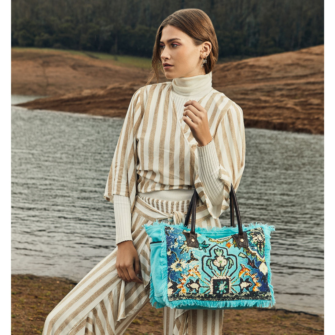 Ocean Live Small & Crossbody Bag - MyraUSA