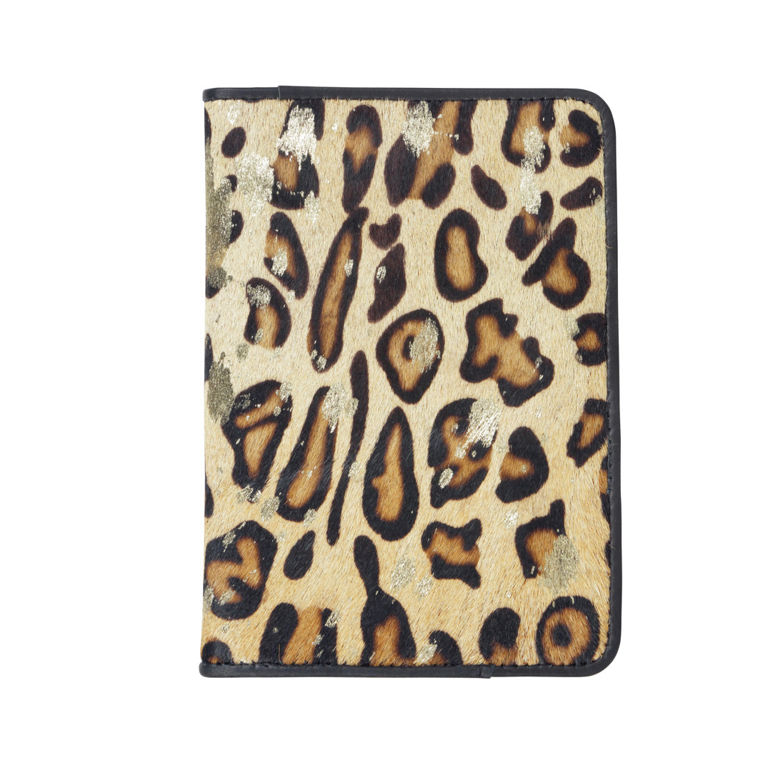 Centre stage Passport Holder - MyraUSA