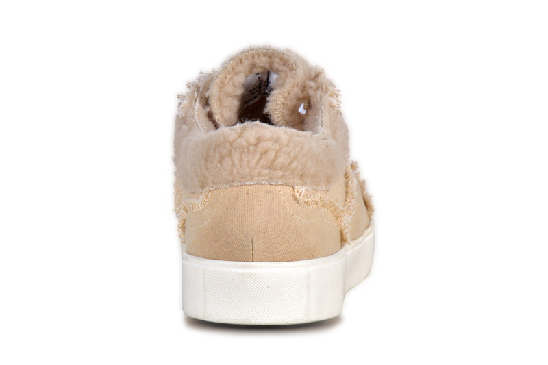 Western sneakers in beige colour with fluffy lining around the opening