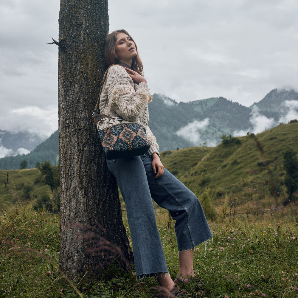 VANESSIA SHOULDER BAG - MyraUSA