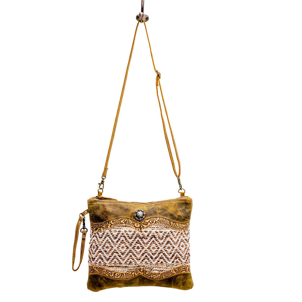 Razia Small & Crossbody Bag - MyraUSA