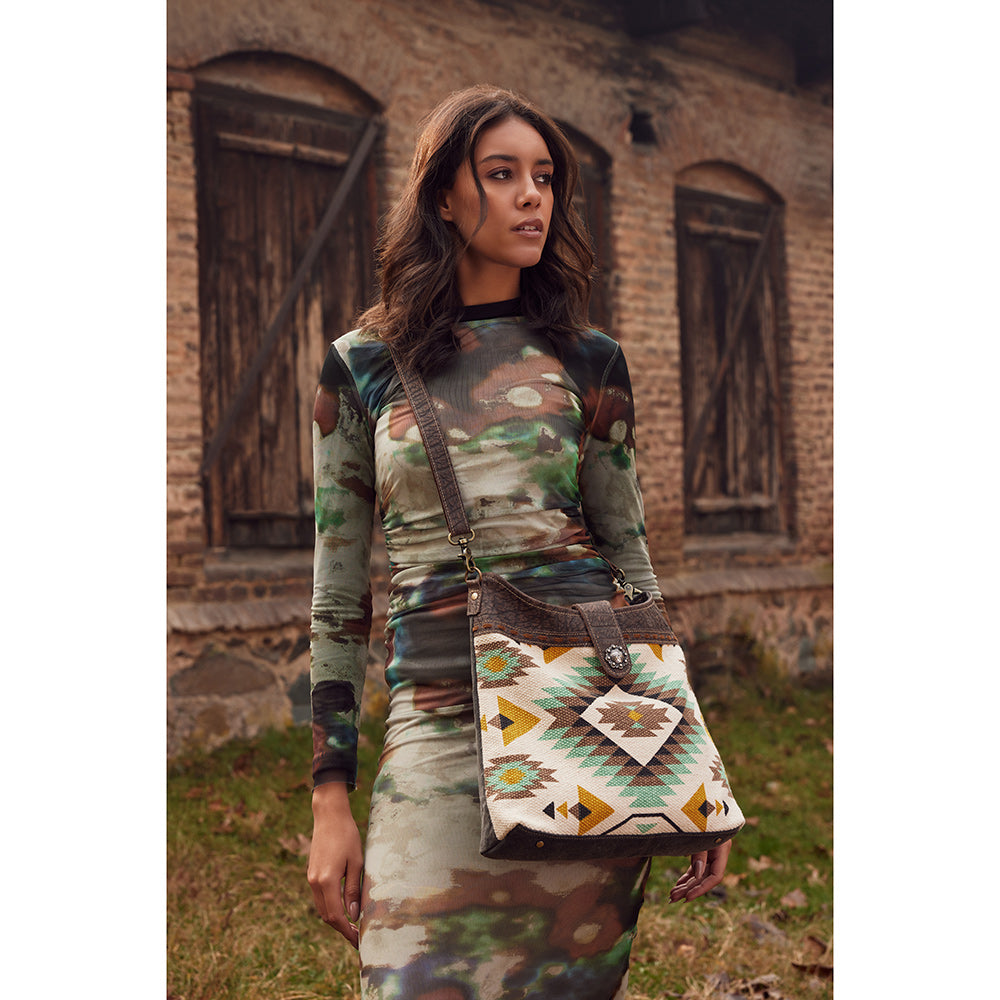 Bibarel Shoulder Bag - MyraUSA